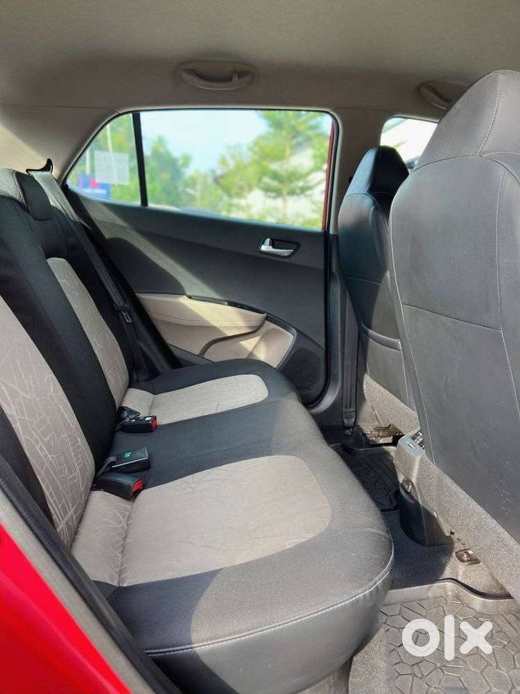 Hyundai Grand I10 1.2 Kappa Sportz Option At, 2017, Petrol