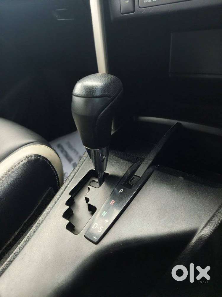 Toyota Innova Crysta 2.8 Gx At, 2016, Diesel