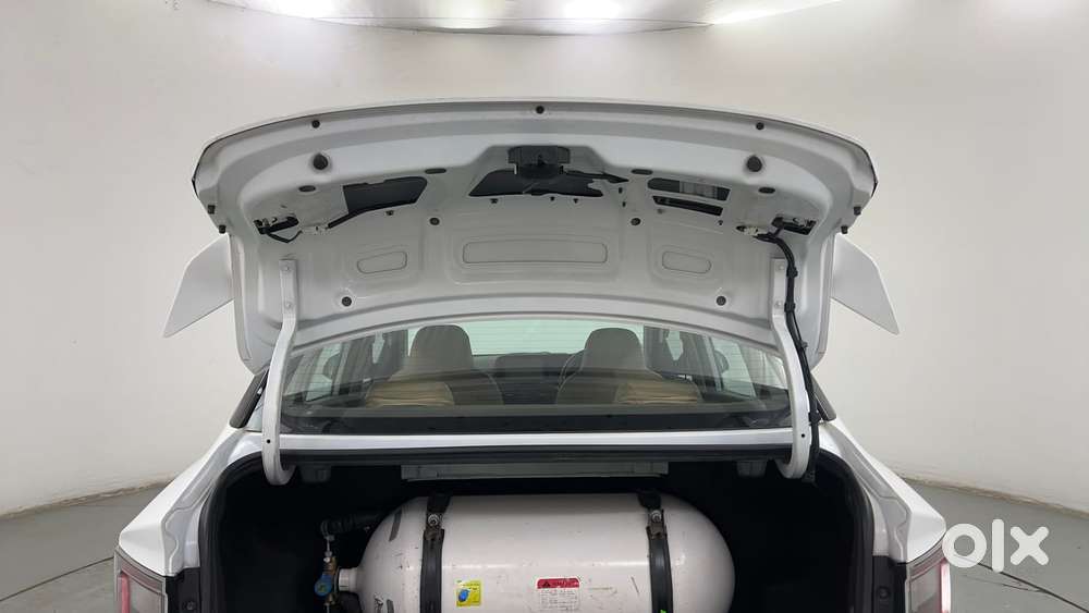 Hyundai Aura 1.2 Sx Cng, 2023, Cng & Hybrids