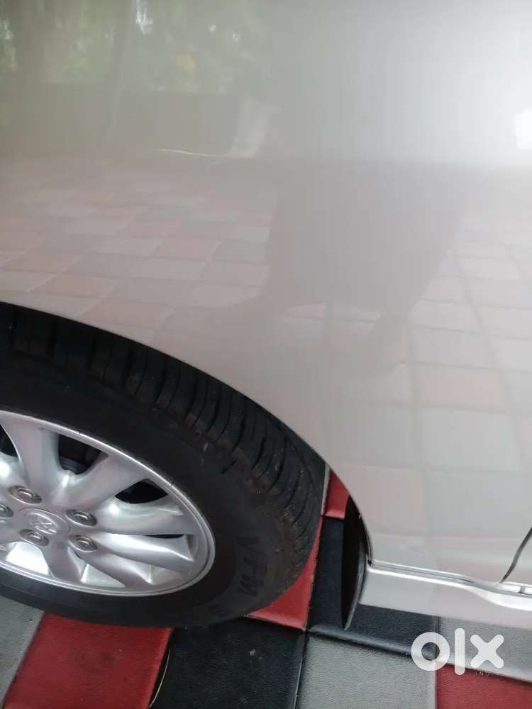 Toyota Innova 2015 Diesel 69900 Km Driven