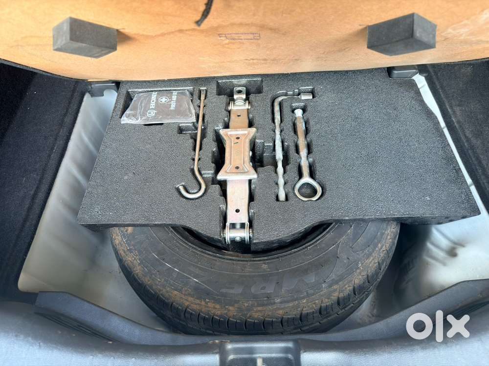 2021 Honda Jazz Vx Cvt Automatic  Excellent Condition  45,000 Km