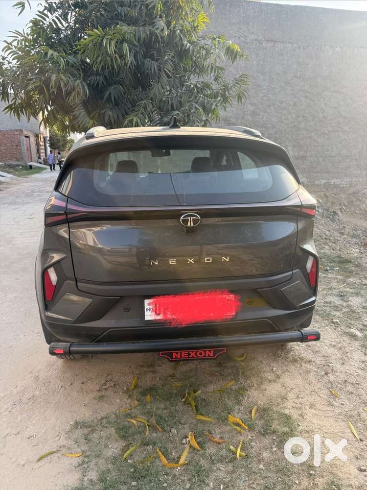 “urgent Sale: Tata Nexon Dec 2025 – Just 2100 Km Driven