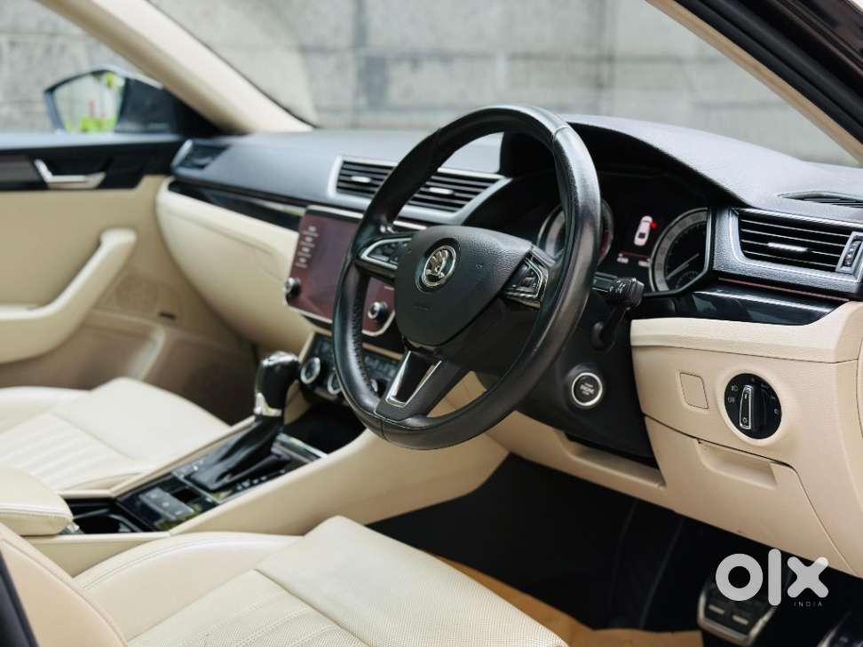 Skoda Superb 2.0 L&k Tsi At, 2019, Petrol