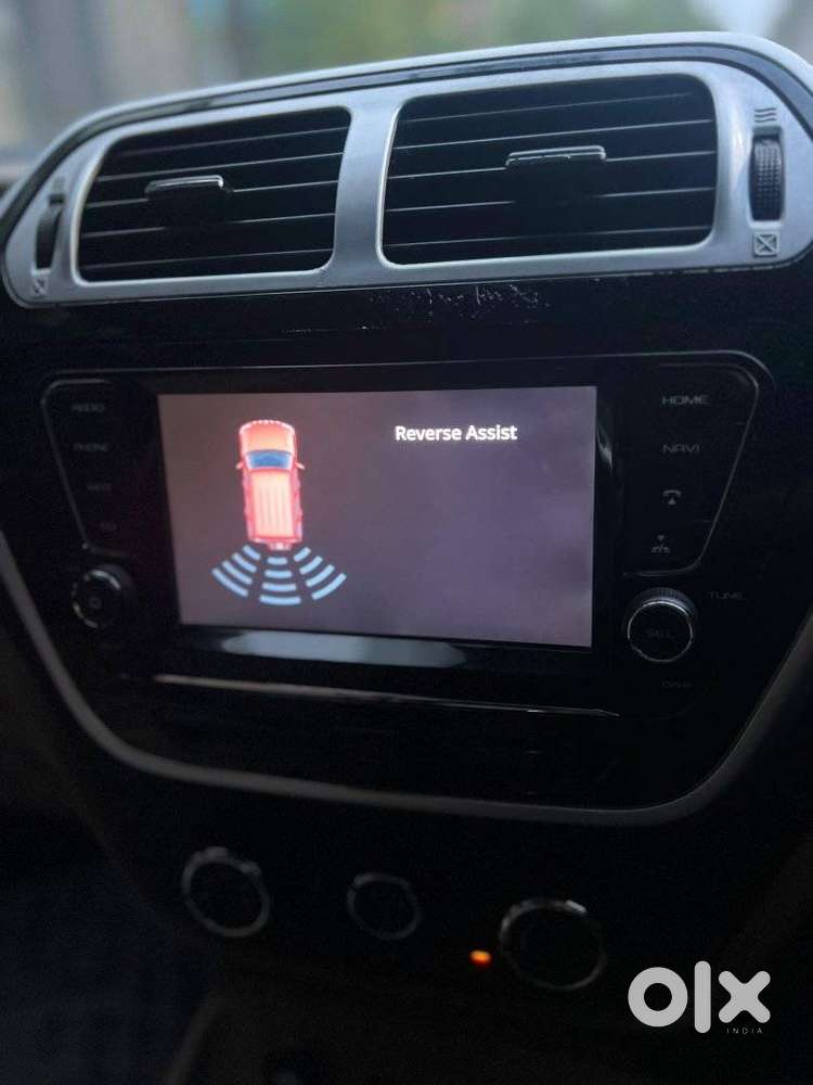 Mahindra Tuv 300 T10, 2018, Diesel