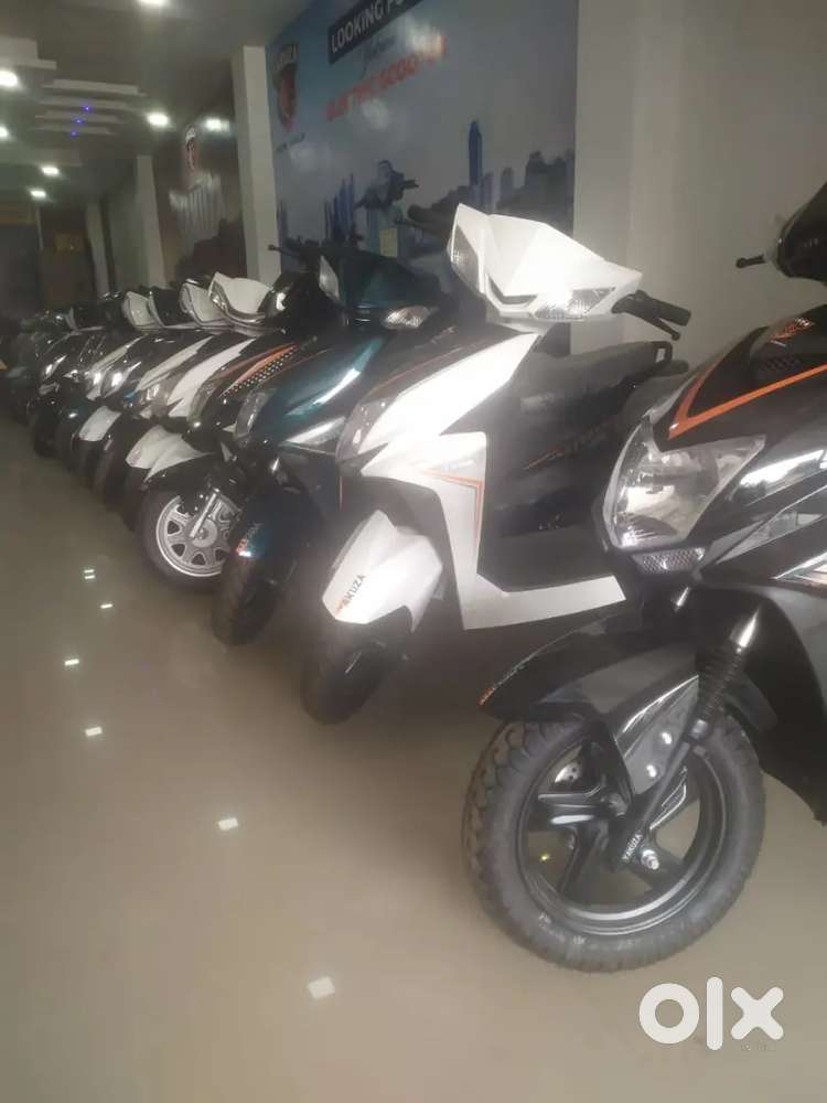 Ev scooter Bajaj finance available