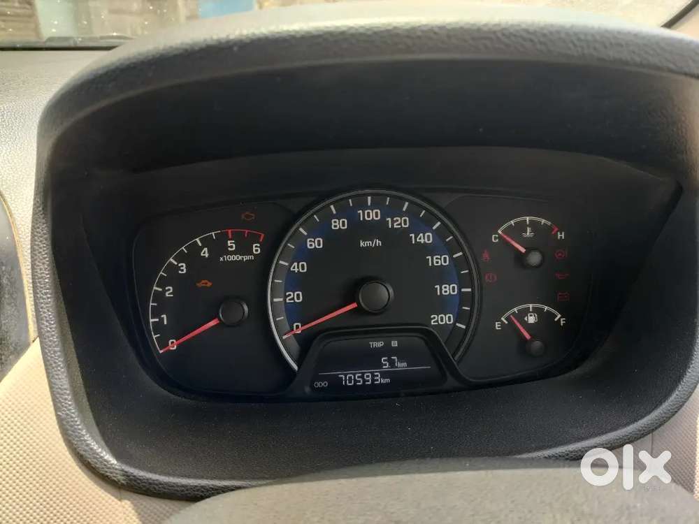 Hyundai Xcent Diesel Manual 2014 With 70720 Km
