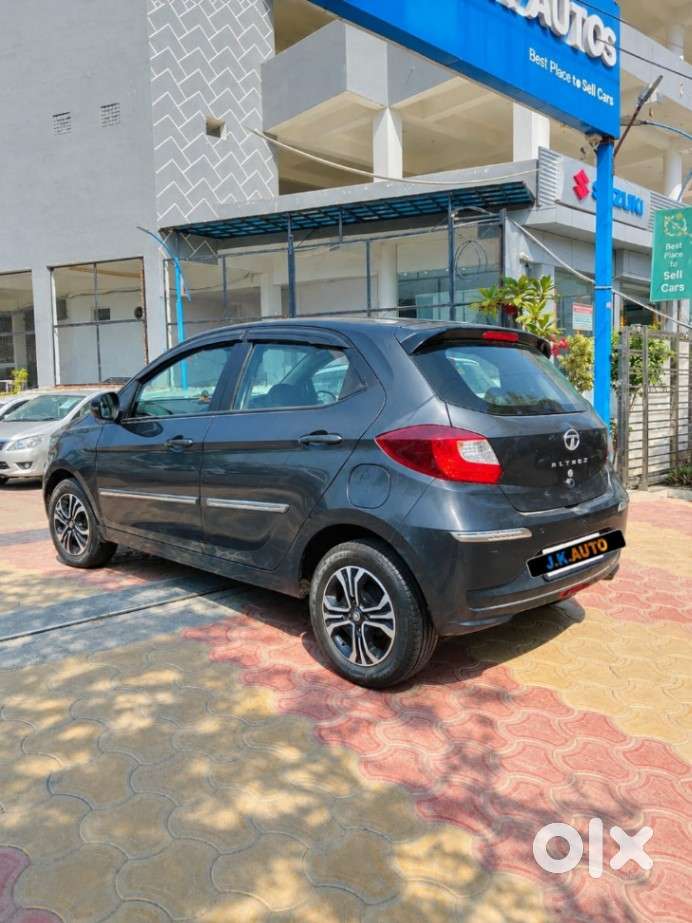 Tata Tiago 1.2 Revotron Xt (o), 2023, Petrol