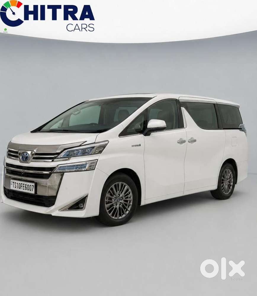 Toyota Vellfire 2.5 Hybrid, 2023, Petrol