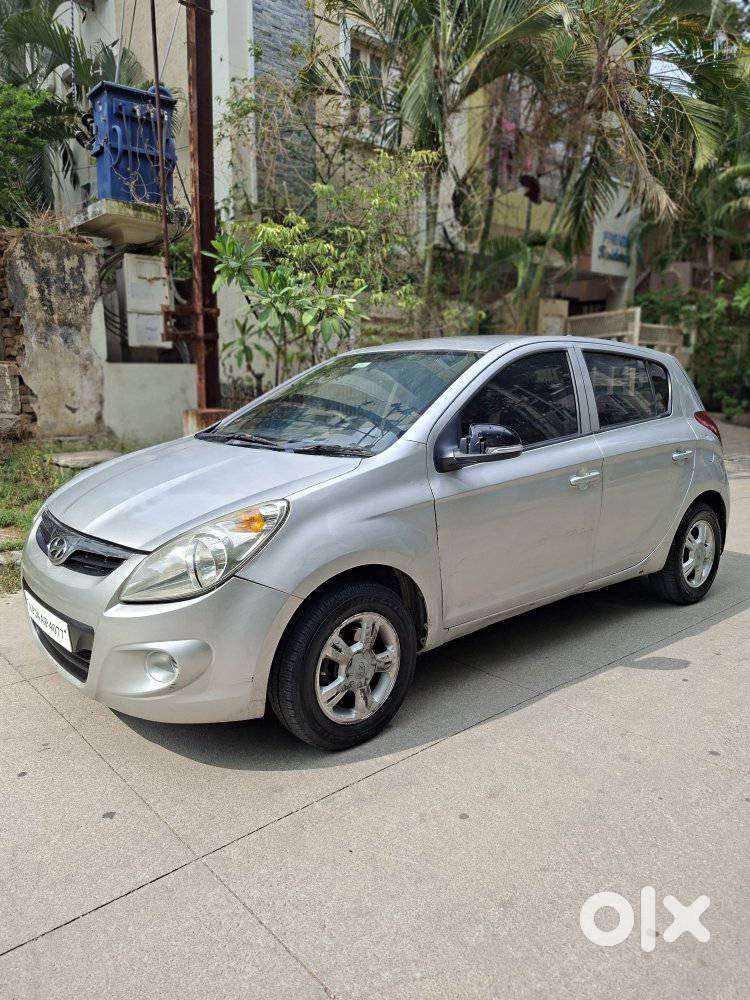 Hyundai I20 Sportz 1.4 Crdi 6 Speed Bs-iv, 2012, Diesel