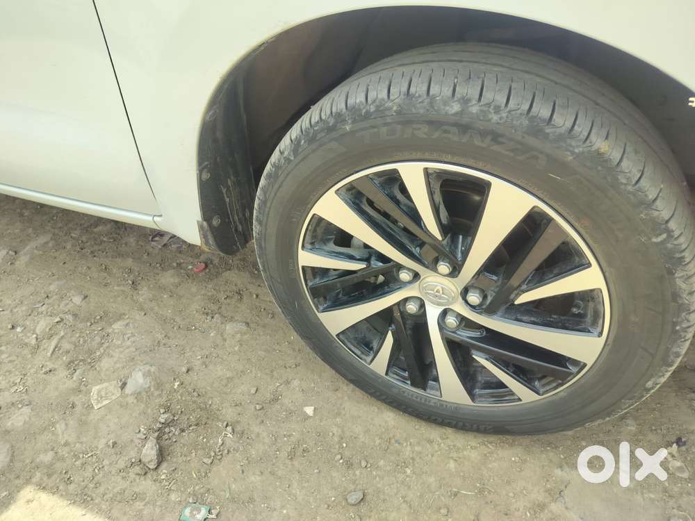 Toyota Innova Crysta Zx 2.4 Diesel 7 Seater, 2025, Diesel