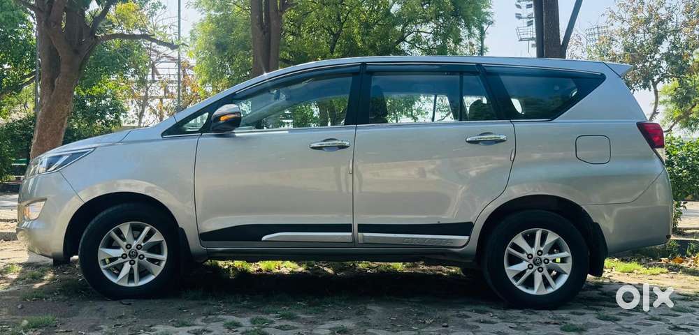 Toyota Innova Crysta 2.8 Gx At, 2018, Diesel