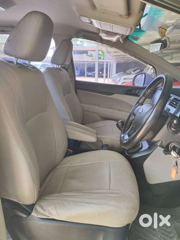 Mahindra Marazzo, 2020, Diesel