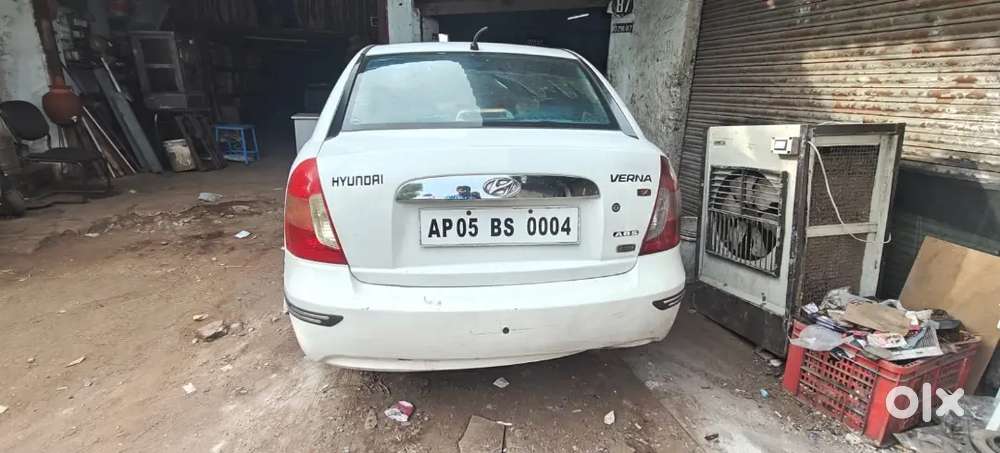 Hyundai Verna 2010 Diesel Well Maintained