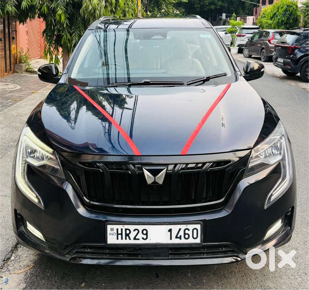 Mahindra Xuv700 2.0 Ax 7 Petrol At Str, 2022, Petrol