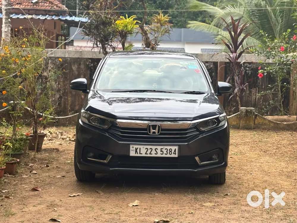 Honda Amaze 2024 Petrol Well Maintained
