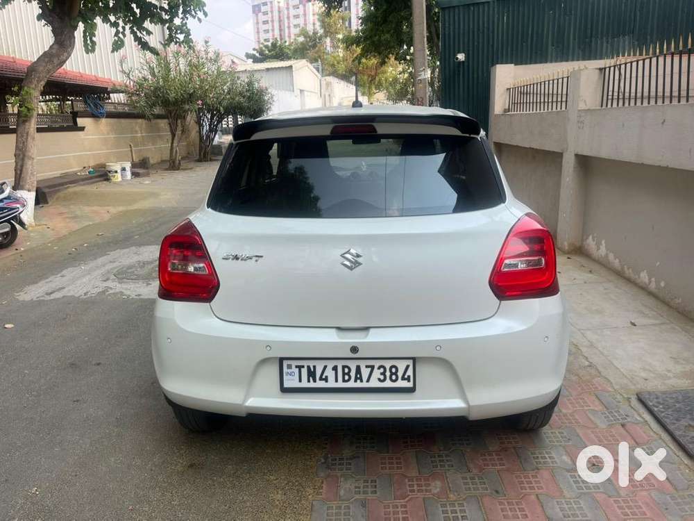 Maruti Suzuki New-gen Swift 2022 Petrol 18500 Km Driven