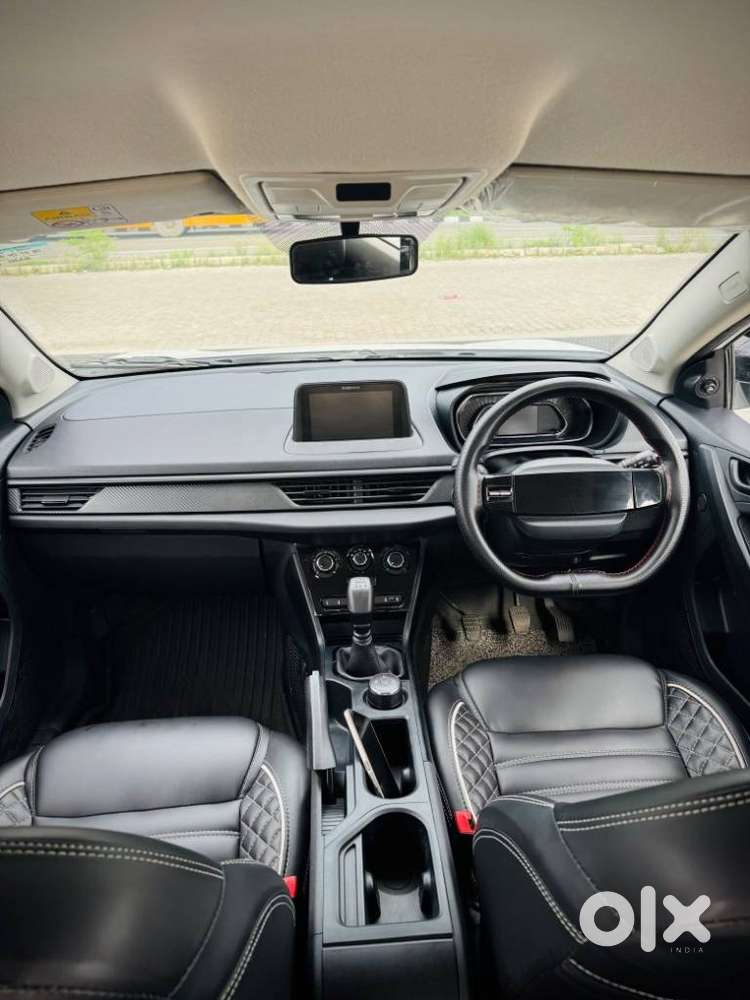 Tata Nexon Smart 1.2 Revotron Petrol 5 Mt, 2024, Petrol