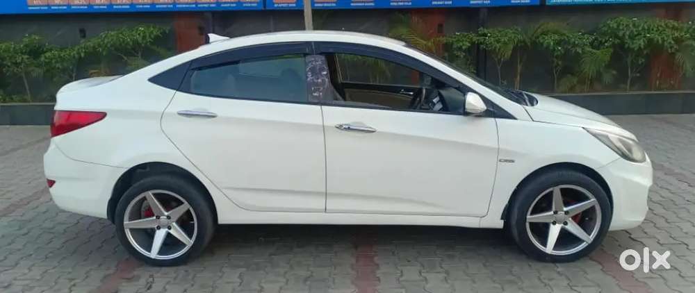 Hyundai Verna 2011 Fluidic Diesel Automatic
