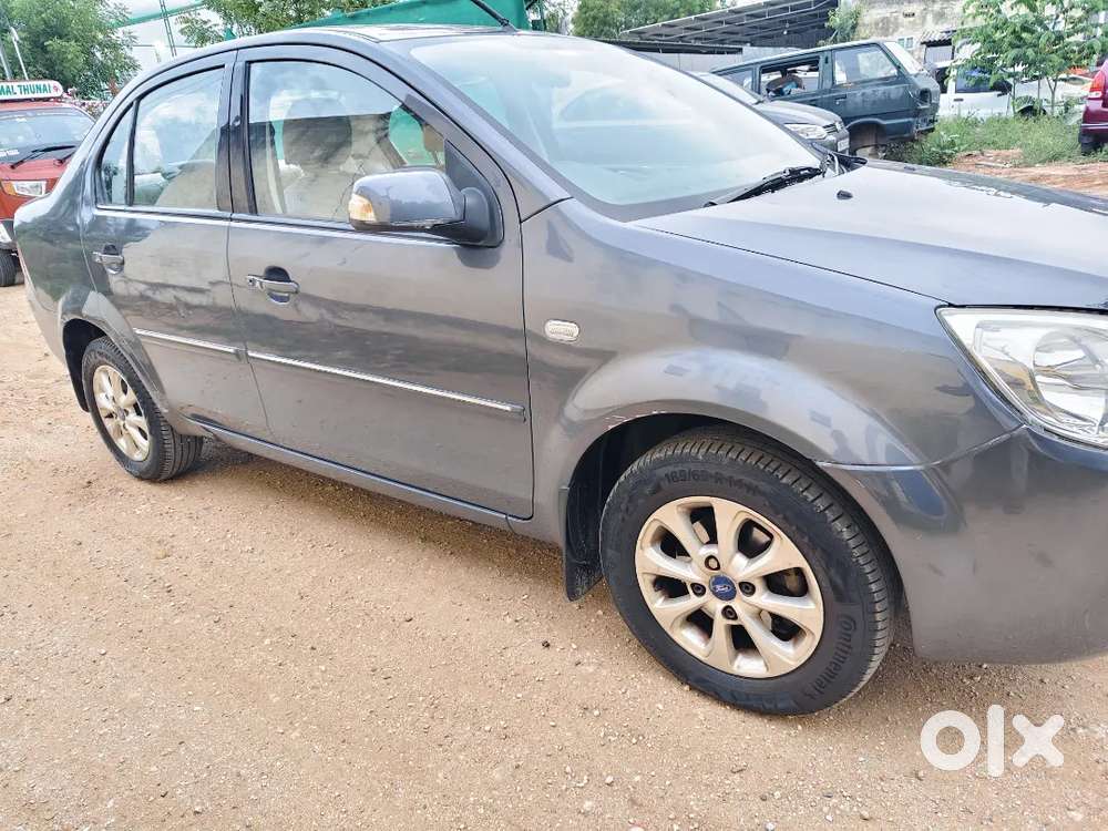 Ford Fiesta Classic 2015 Diesel 150000 Km Driven