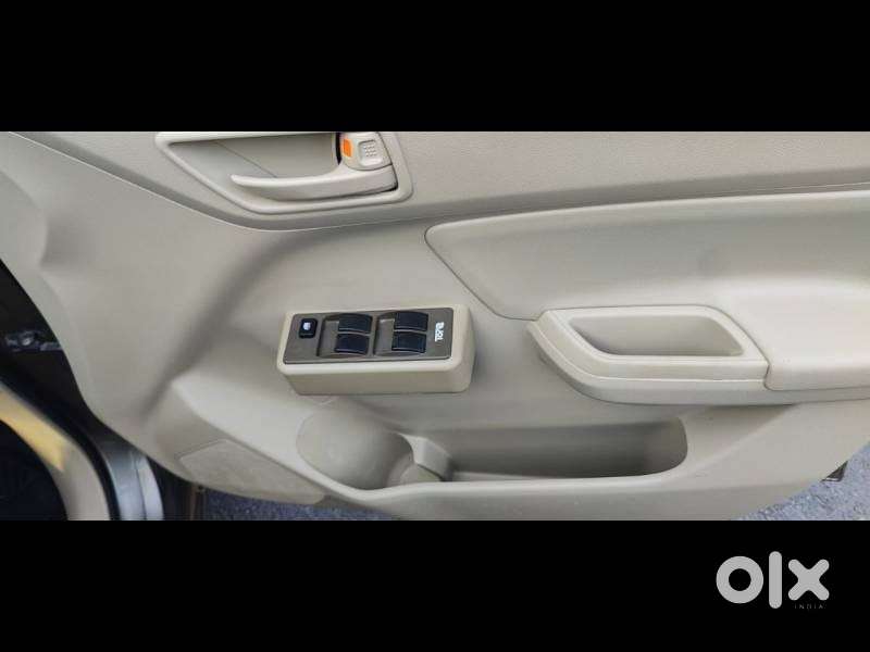 Maruti Suzuki Dzire 1.2 Vxi Cng, 2023, Cng & Hybrids