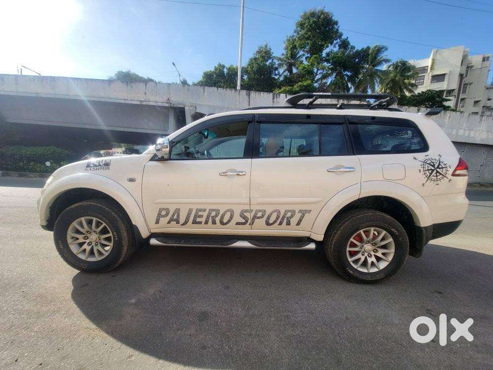 Mitsubishi Pajero Sport 2.5 Automatic, 2015, Diesel