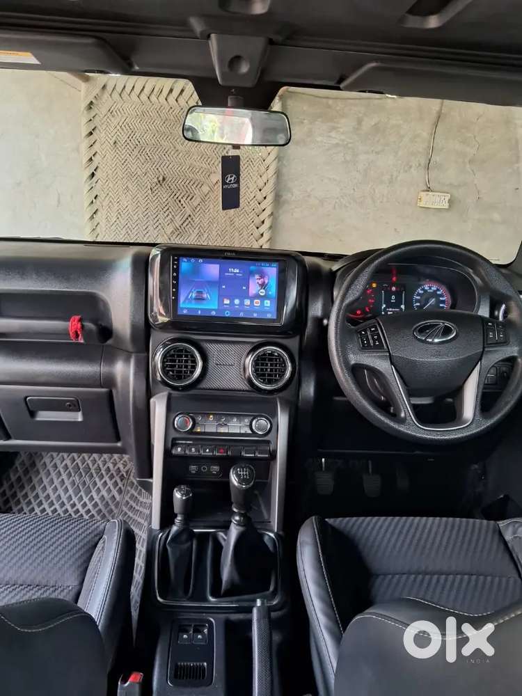 Mahindra Vision S 2021
