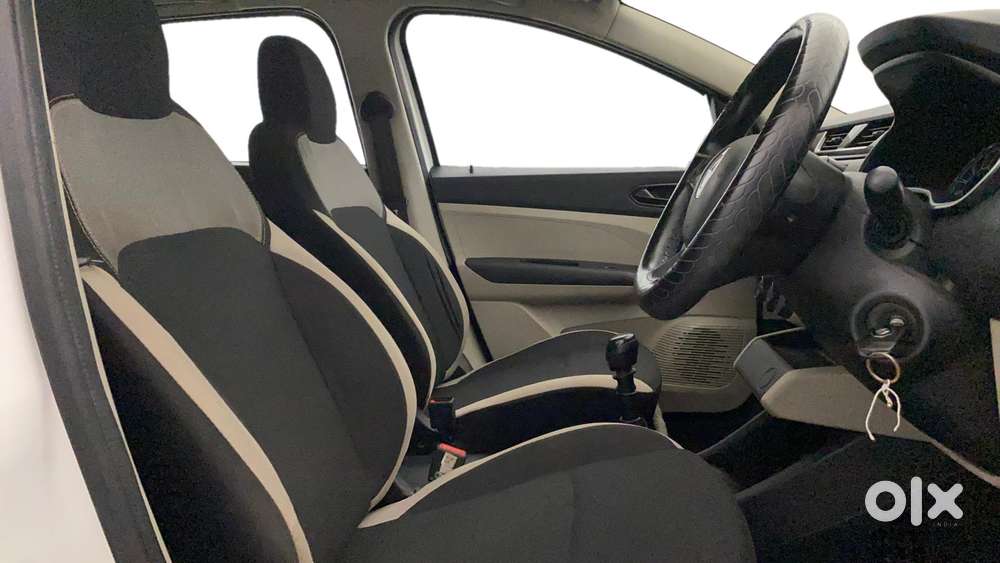 Renault Triber Rxl, 2020, Petrol