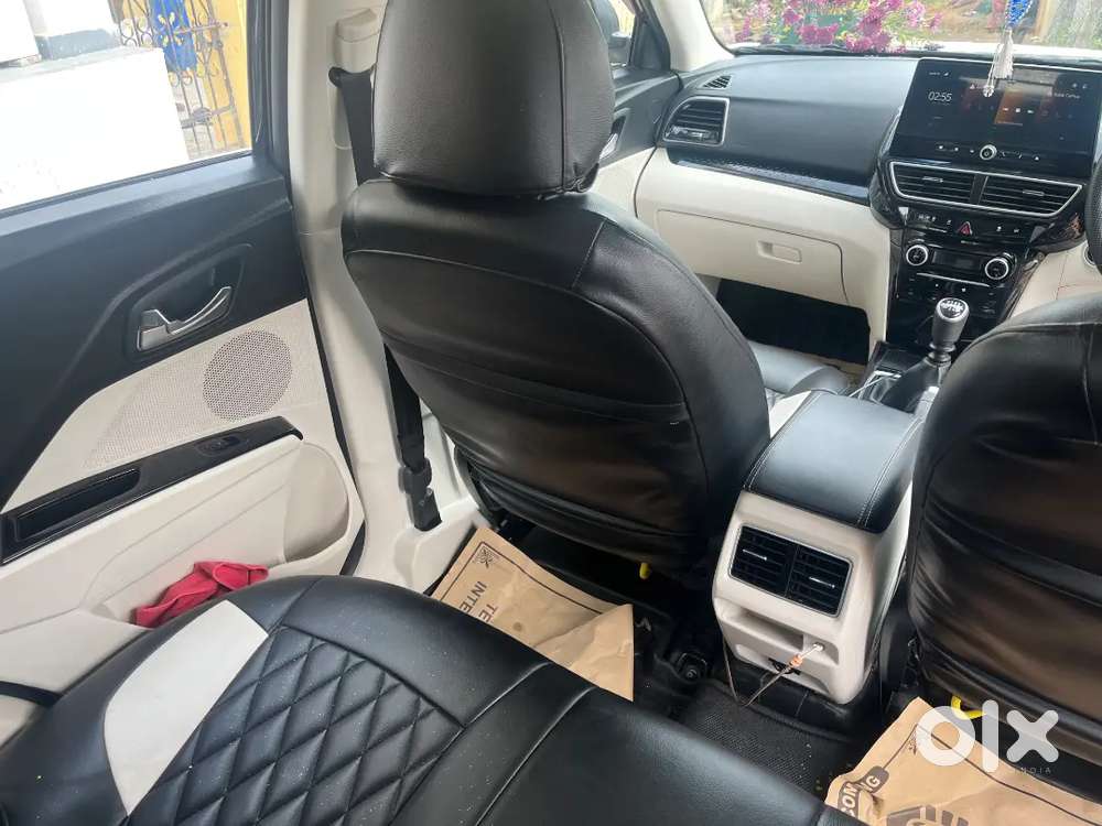 Mahindra Xuv 3xo Mx3 2024