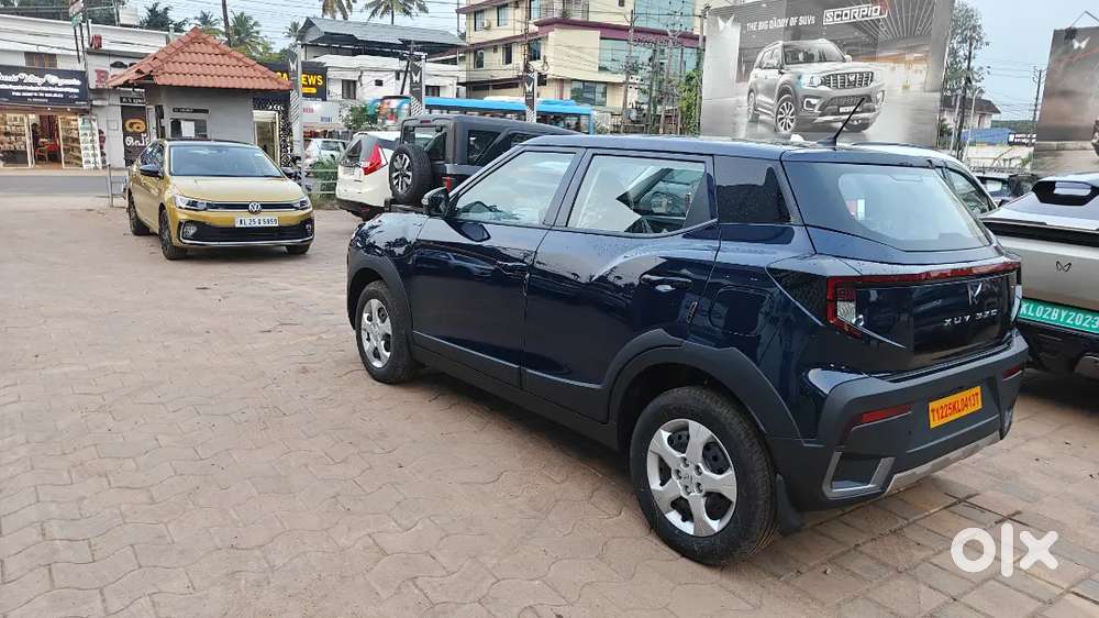 Mahindra Xuv 3xo Mx3 2025