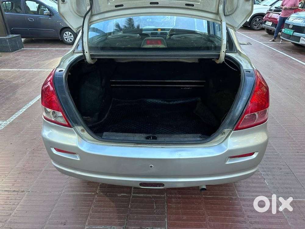 Maruti Suzuki Swift Dzire, 2009, Diesel