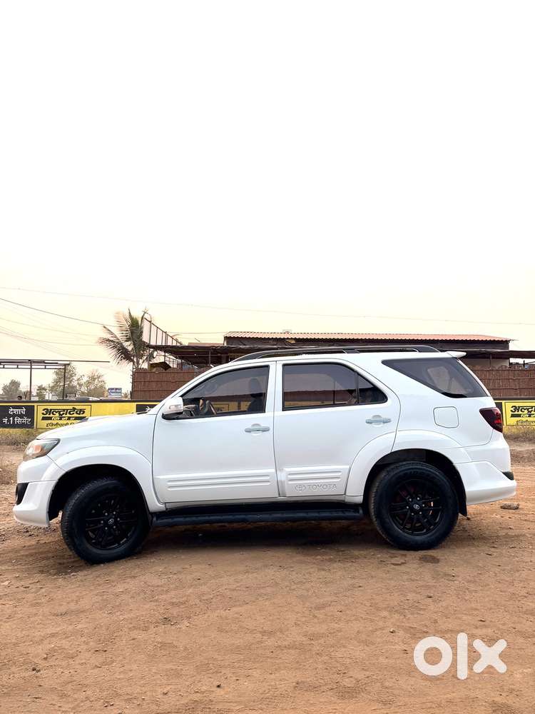Toyota Fortuner 4x2 Mt 2.8 Diesel, 2015, Diesel