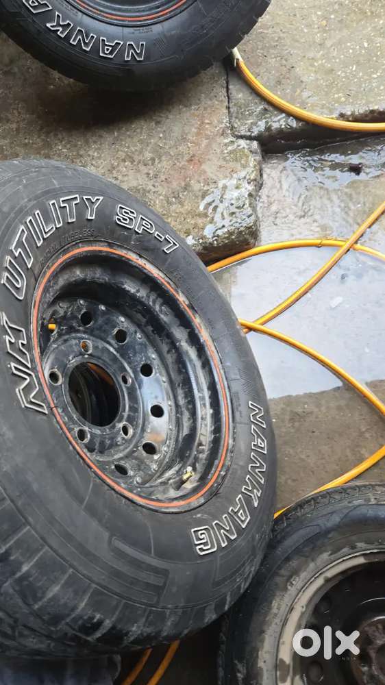 Tata Safari Storme 2014