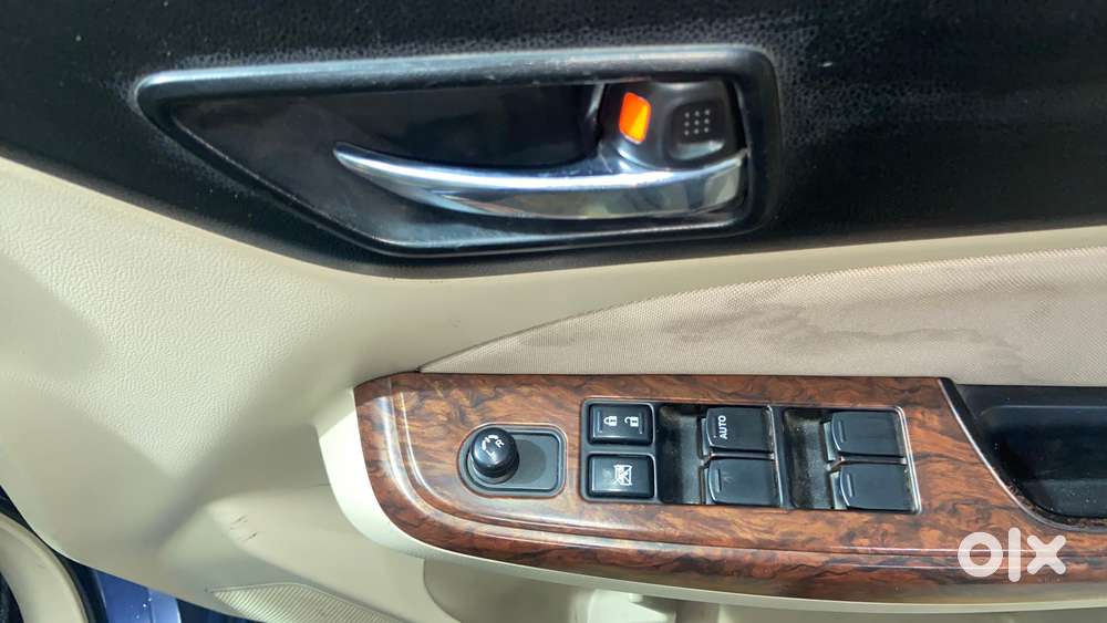 Maruti Suzuki Swift Dzire 1.2 Vxi Bsiv, 2019, Petrol