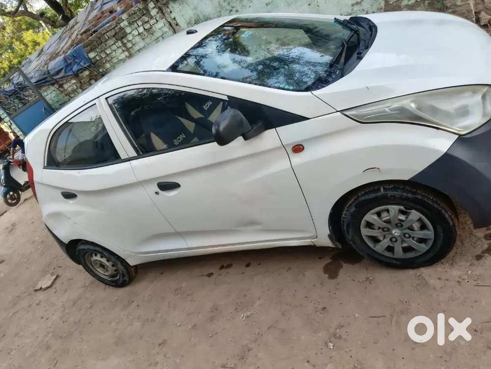 Full Orginal Gadi Centre Lock New Battery New Tyre