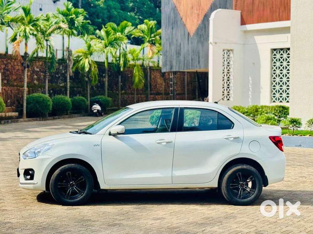 Maruti Suzuki Swift Dzire 1.2 Vxi, 2017, Petrol