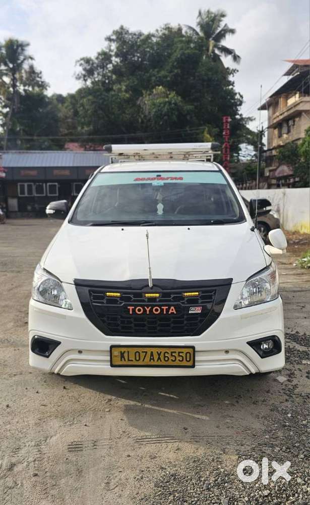 Toyota Innova 2.5 G4 Diesel 8-seater, 2005, Diesel