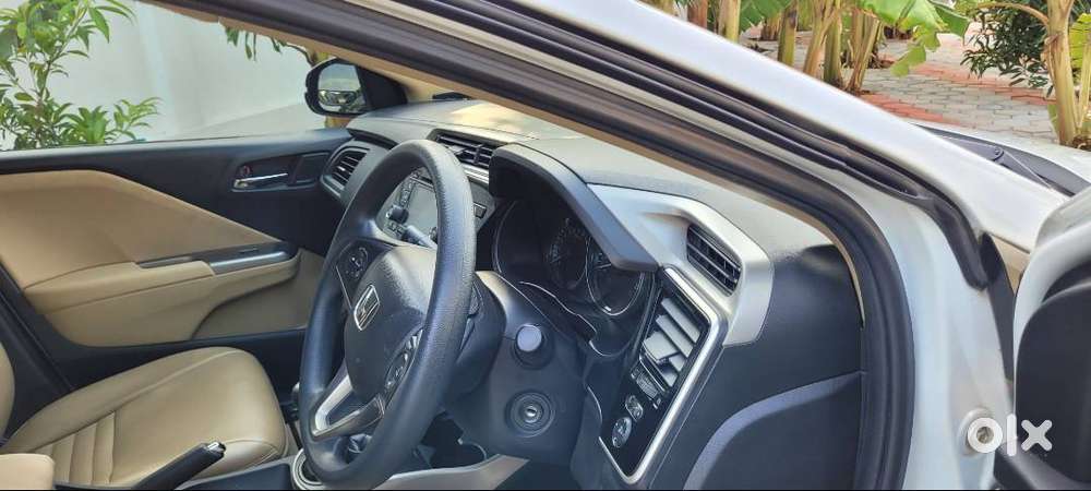 Honda City V, 2016 Model, Petrol