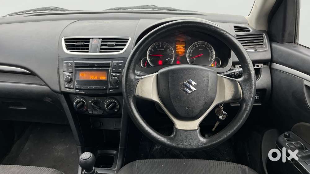 Maruti Suzuki Swift Vxi, 2014, Petrol
