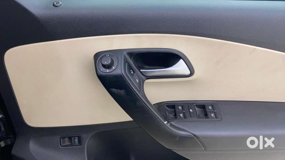 Volkswagen Vento 1.0 Highline Plus At, 2022, Petrol