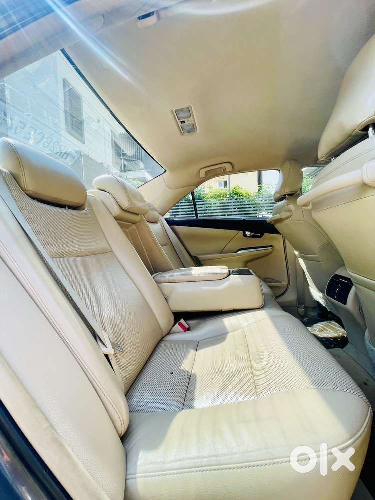 Toyota Camry 2.5 Hybrid, 2014, Petrol