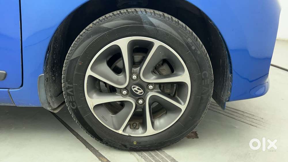 Hyundai Grand I10 [2017-2020] 1.2 Kappa Vtvt Sportz At, 2019, Petrol