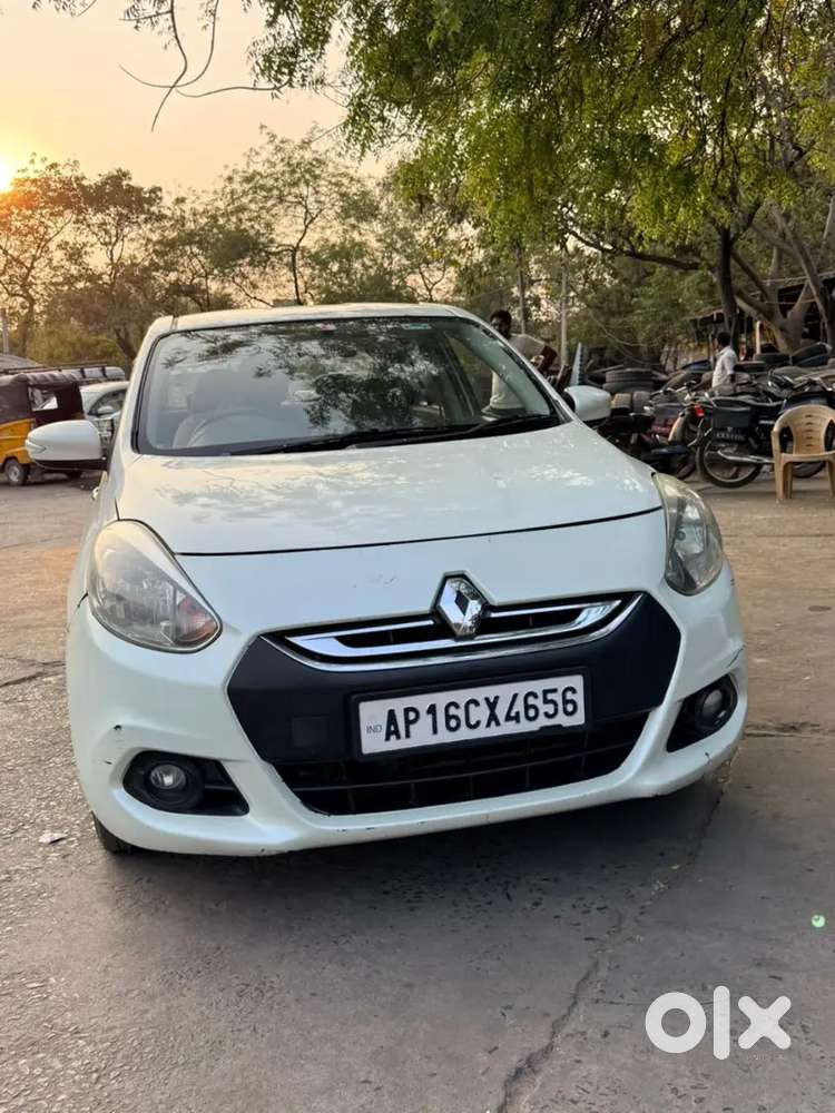 Renault Scala 2015model