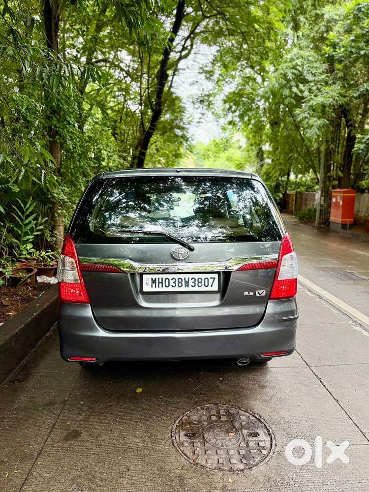 Toyota Innova 2.5 Vx 7 Str Bs-iii, 2015, Diesel