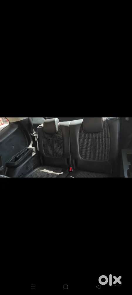 Kia Carens 1.4 Luxury 2023