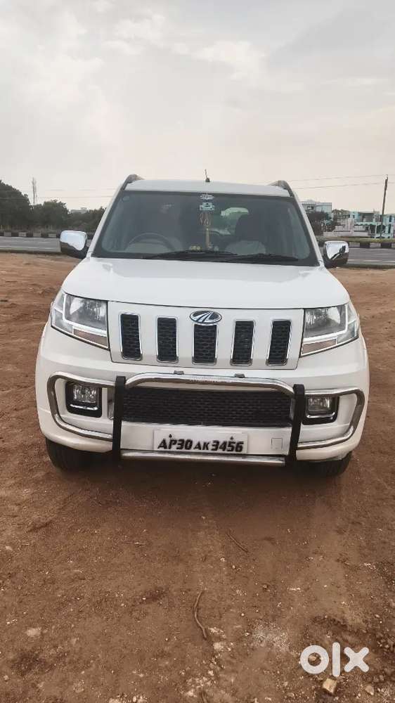 Mahindra Tuv 300 2017