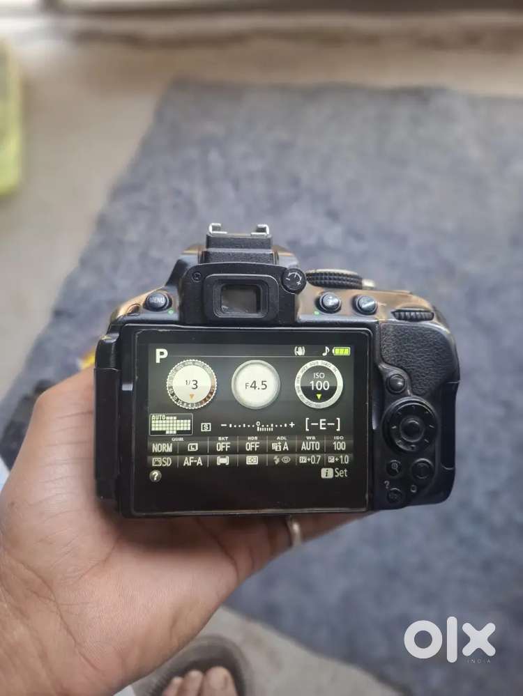 Nikon 5300 D