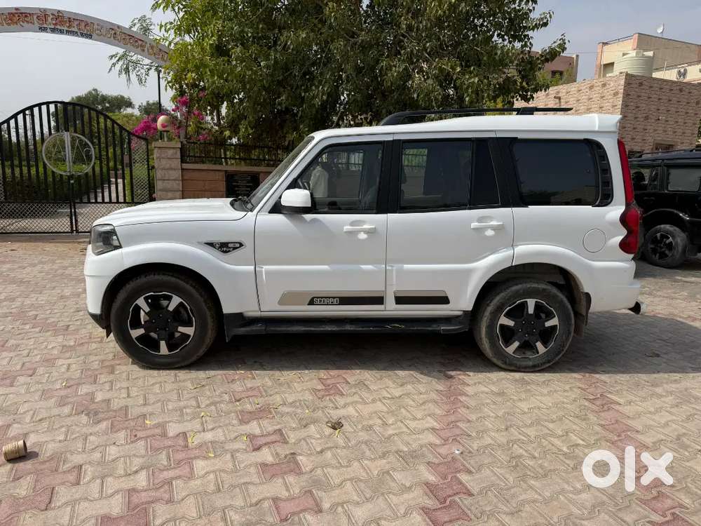Mahindra Scorpio Classic 2024 Diesel 36000 Km Driven