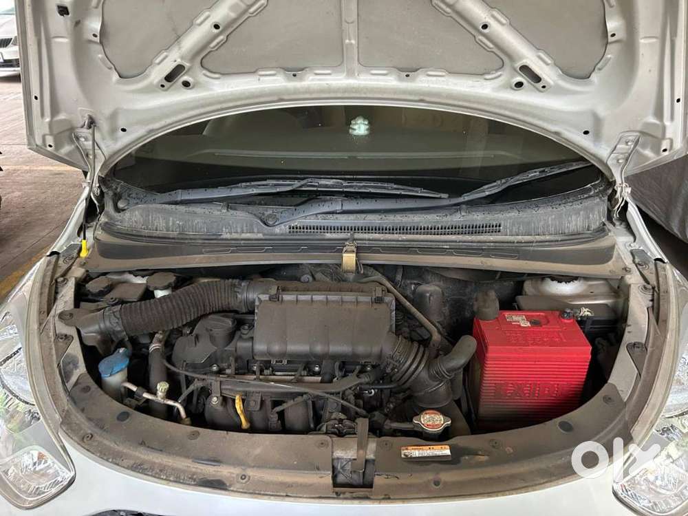 Hyundai I10 Sportz 2012 Petrol