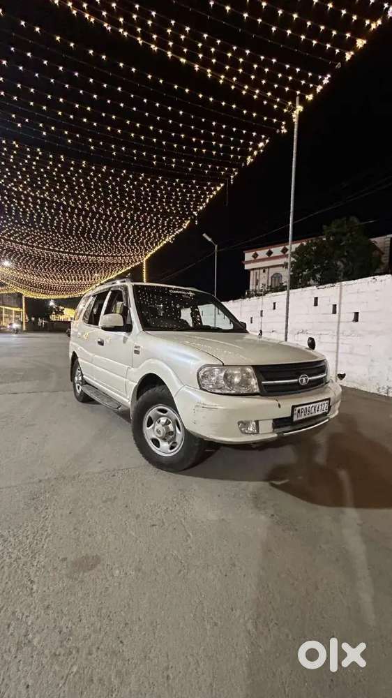 Tata Safari Dicor 2011