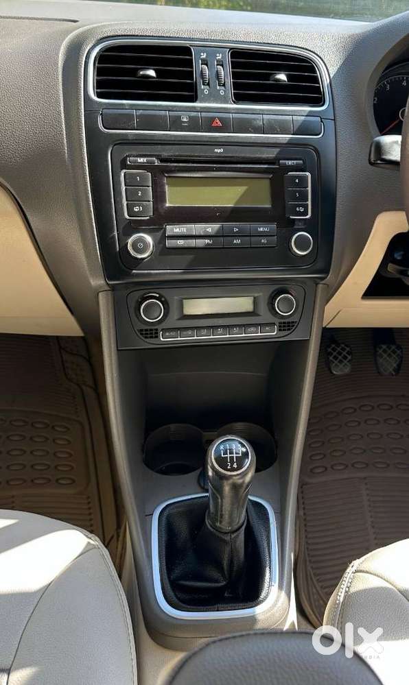 Volkswagen Vento Petrol Highline, 2010, Petrol